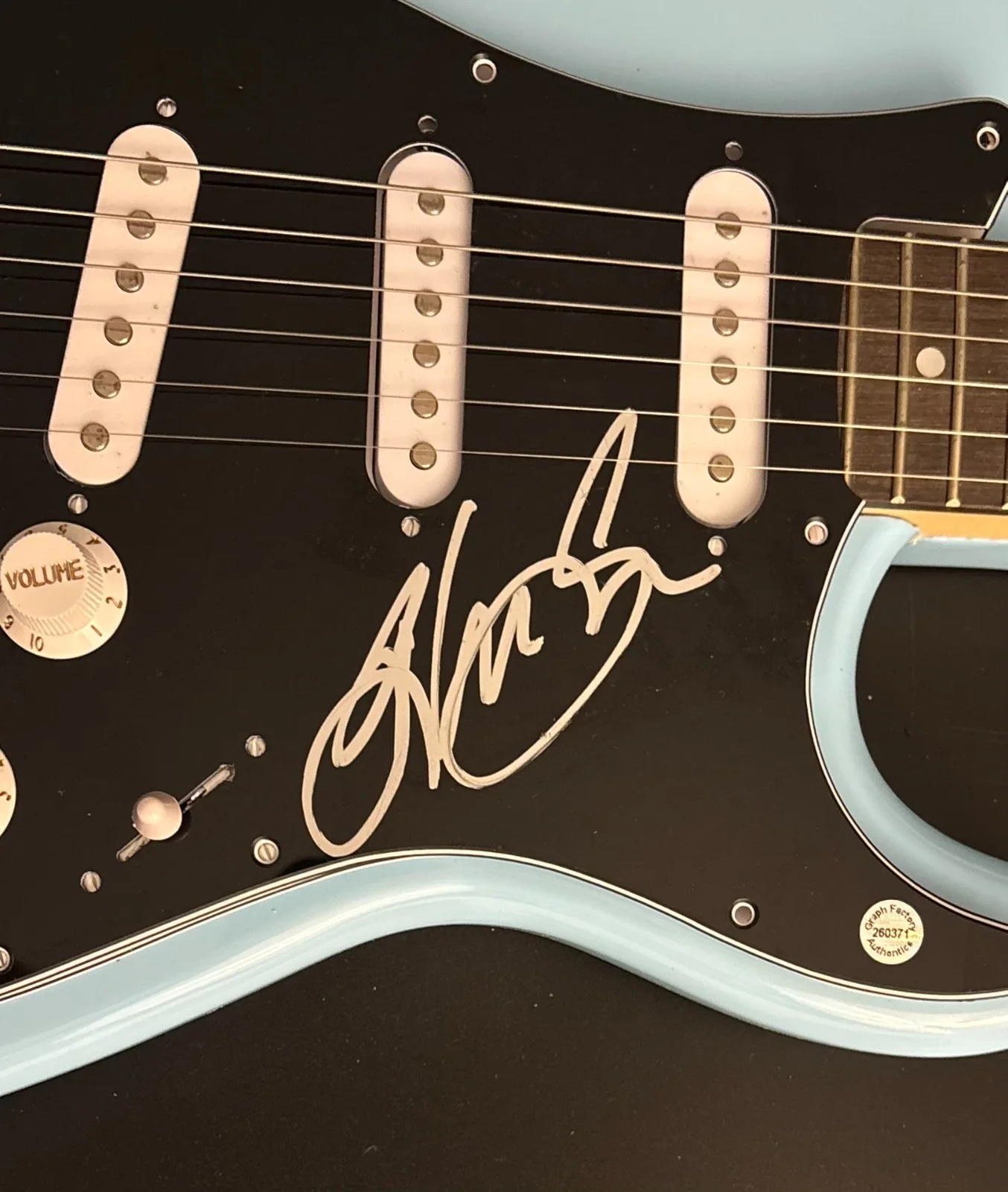 GFA Poison & Kingdom Come * BLUES SARACENO * Signed Electric Guitar COA, image 4