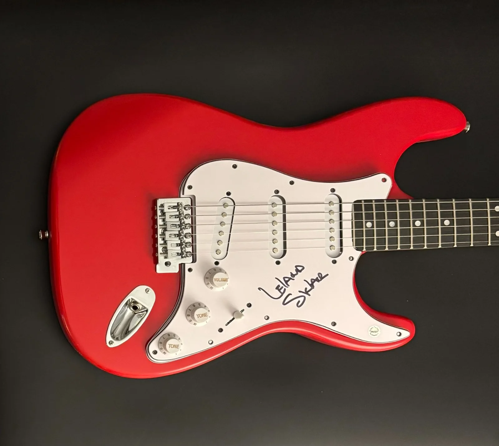 GFA The Section Bassist * LELAND SKLAR * Signed Electric Guitar COA, изображение 5