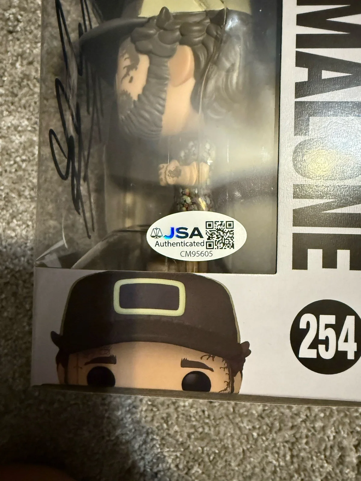 POST MALONE SIGNED FUNKO POP W/JSA COA, image 2