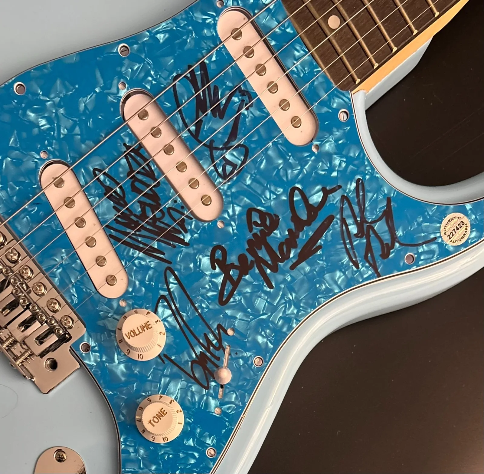 GFA Bernie Marsden x5 Band * WHITESNAKE * Signed Electric Guitar PROOF COA, изображение 4