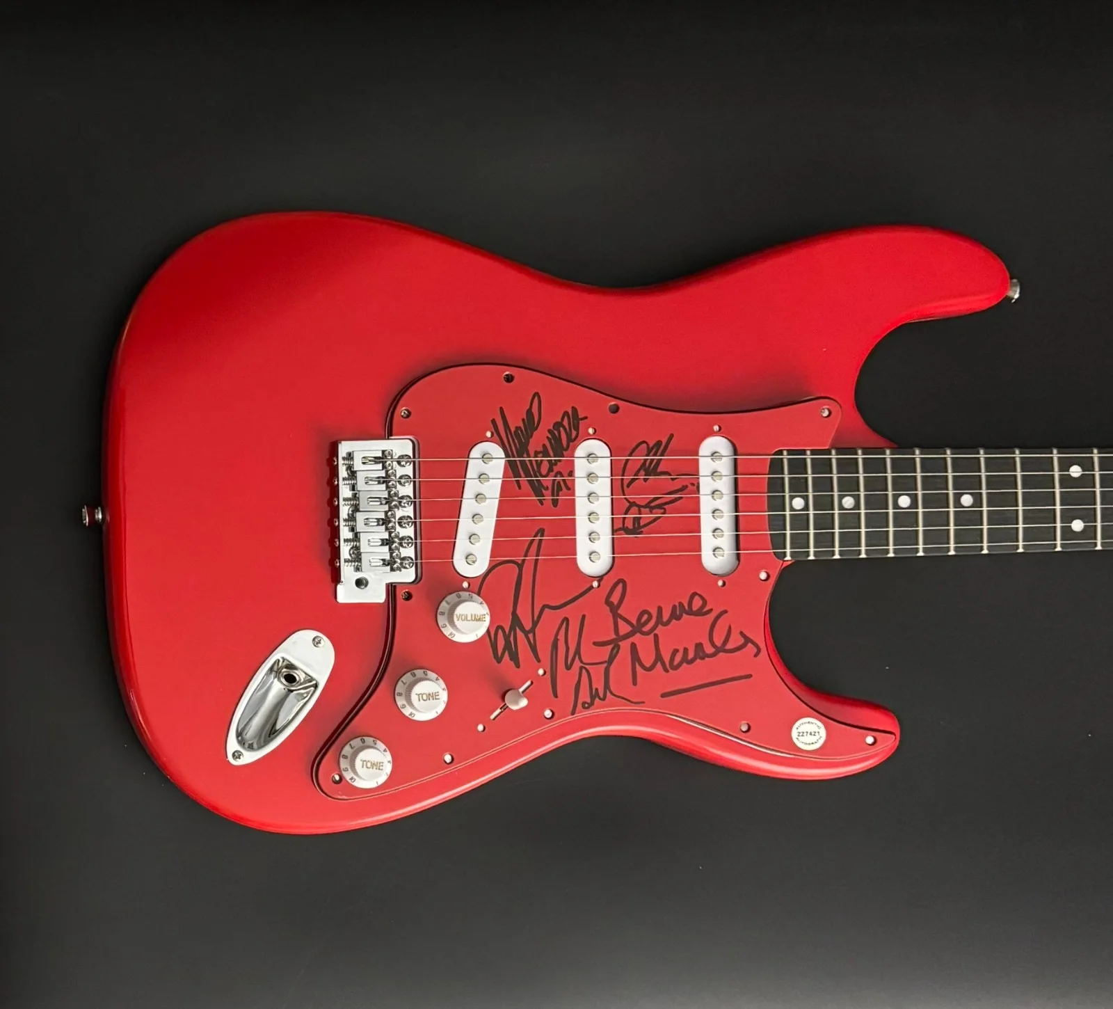 GFA Bernie Marsden x5 Band * WHITESNAKE * Signed Electric Guitar PROOF COA, изображение 2