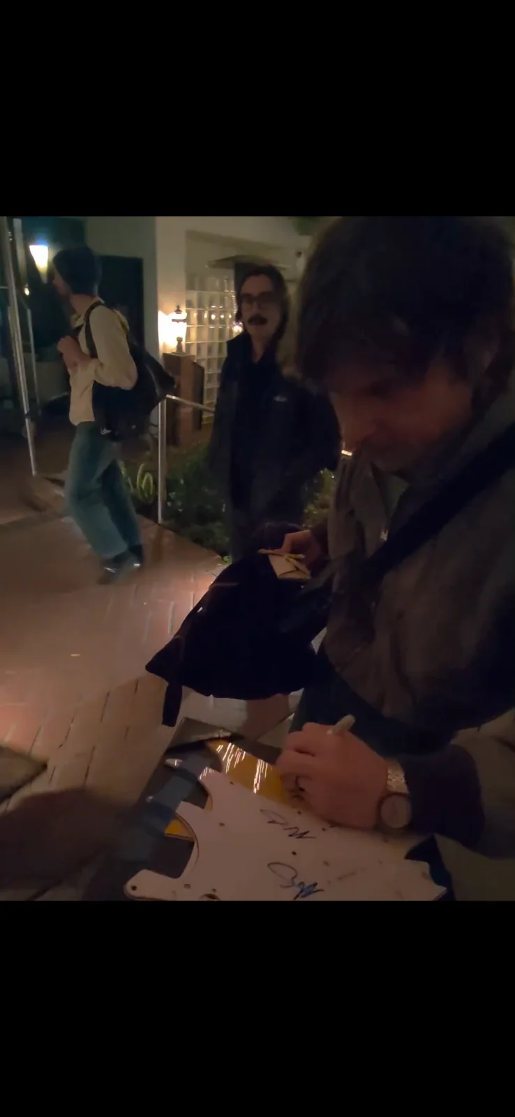 GFA Cage the Elephant * MATT SHULTZ * Signed Electric Guitar PROOF COA, image 5