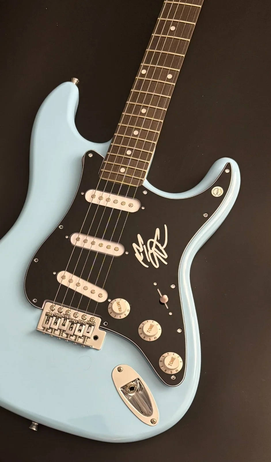 GFA Blues Star * CHRISTONE KINGFISH INGRAM * Signed Electric Guitar PROOF COA, image 4