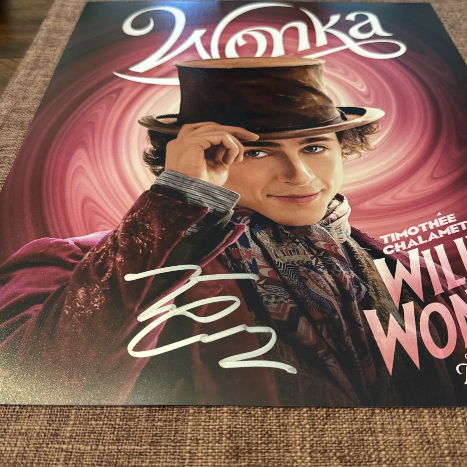 Timothee Chalamet Autographed Signed Willie Wonka 11x14 Photo with COA Proof, изображение 4
