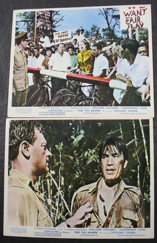 1964 THE 7th DAWN, SET of 14 COLOUR LOBBY CARDS, WILLIAM HOLDEN, LEWIS GILBERT, изображение 3