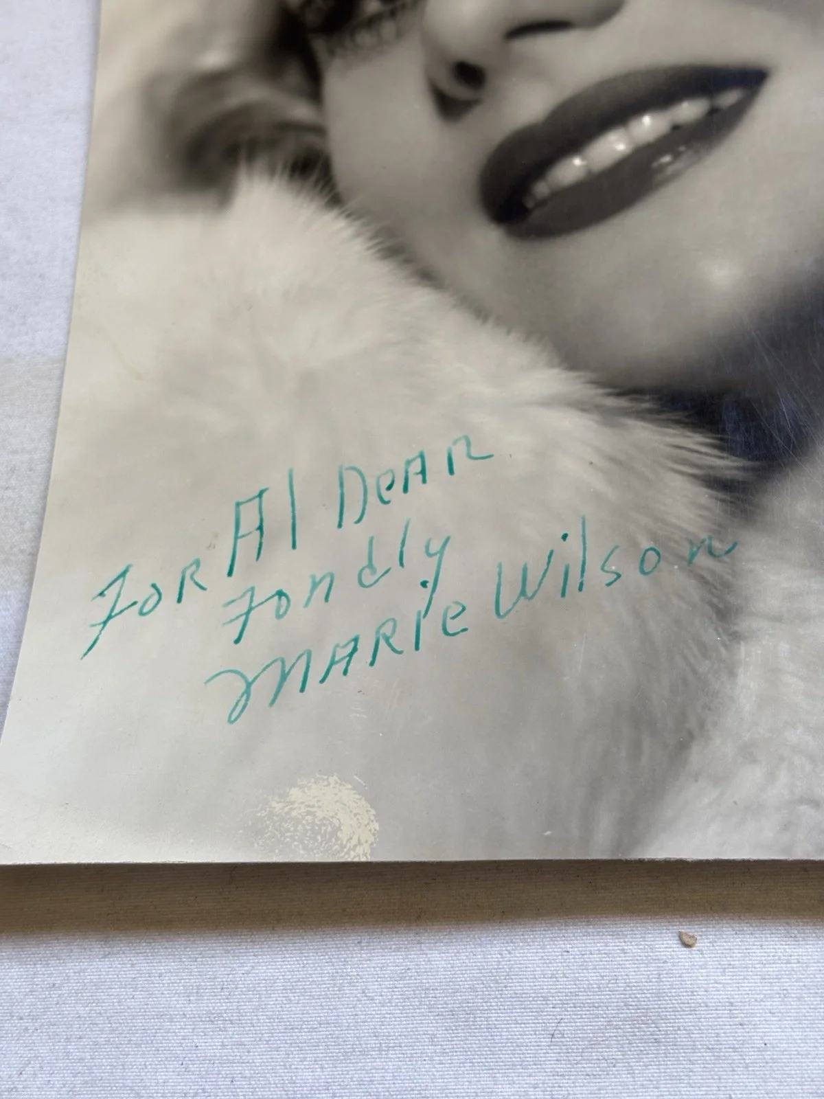 Marie Wilson — MARIE WILSON INSCRIBED PHOTO. Trimmed To 6” x 8”. Great Picture., изображение 2