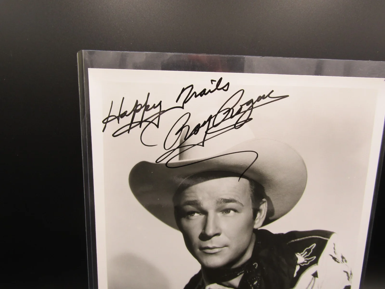 Roy Rodgers — Vintage Genuine Roy Rogers Happy Trails Autograph Cowboy Excellent Condition, image 2