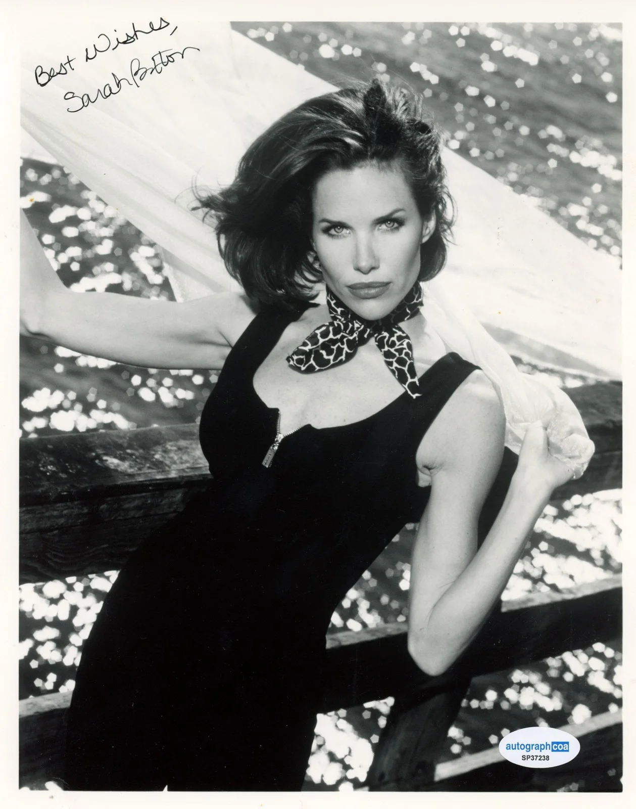 Sarah Buxton — Sarah Buxton "The Bold and the Beautiful" AUTOGRAPH Signed 8x10 Photo ACOA, изображение 2