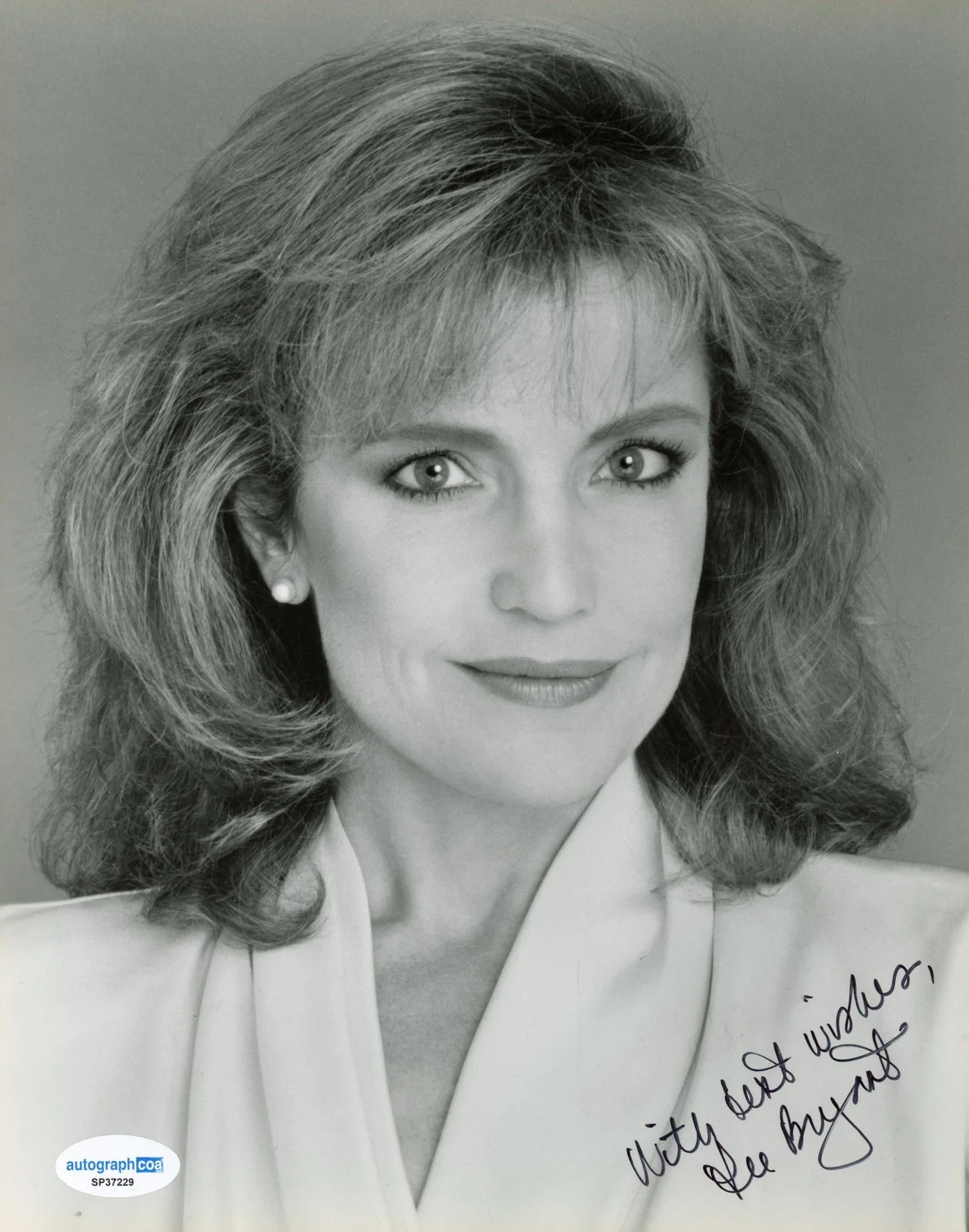 Lee Bryant — Lee Bryant "Airplane!" AUTOGRAPH Signed Autographed 8x10 Photo ACOA, изображение 2