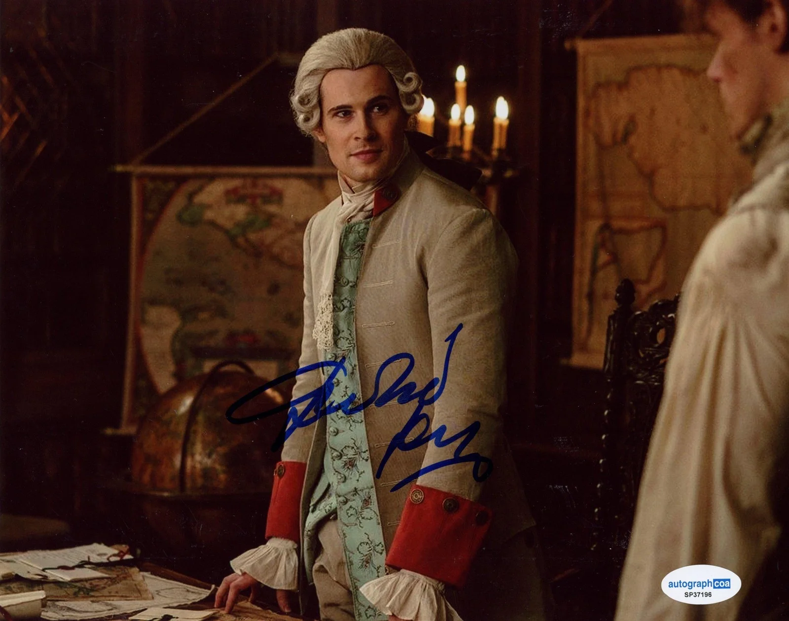 David Berry — David Berry "Outlander" AUTOGRAPH Signed 'Lord John Grey' 8x10 Photo ACOA, image 2