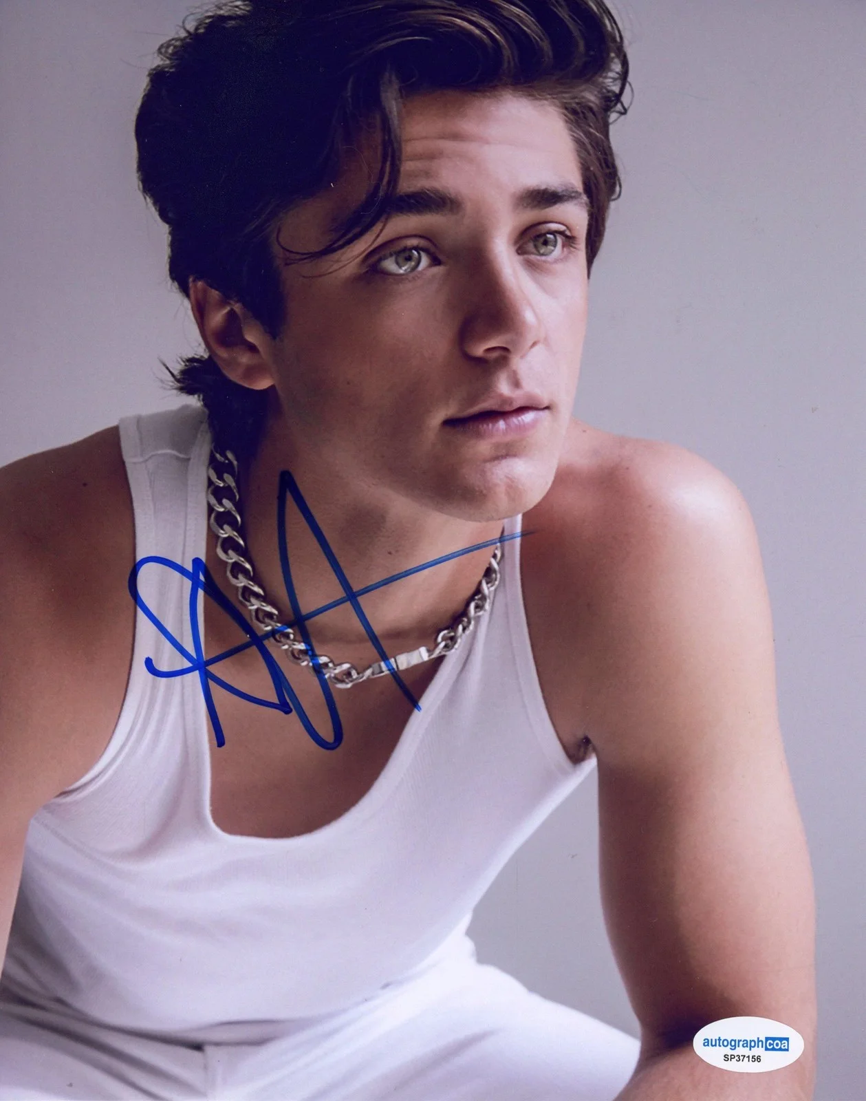 Asher Angel — Asher Angel "Shazam!" AUTOGRAPH Signed Autographed 8x10 Photo B ACOA, image 2