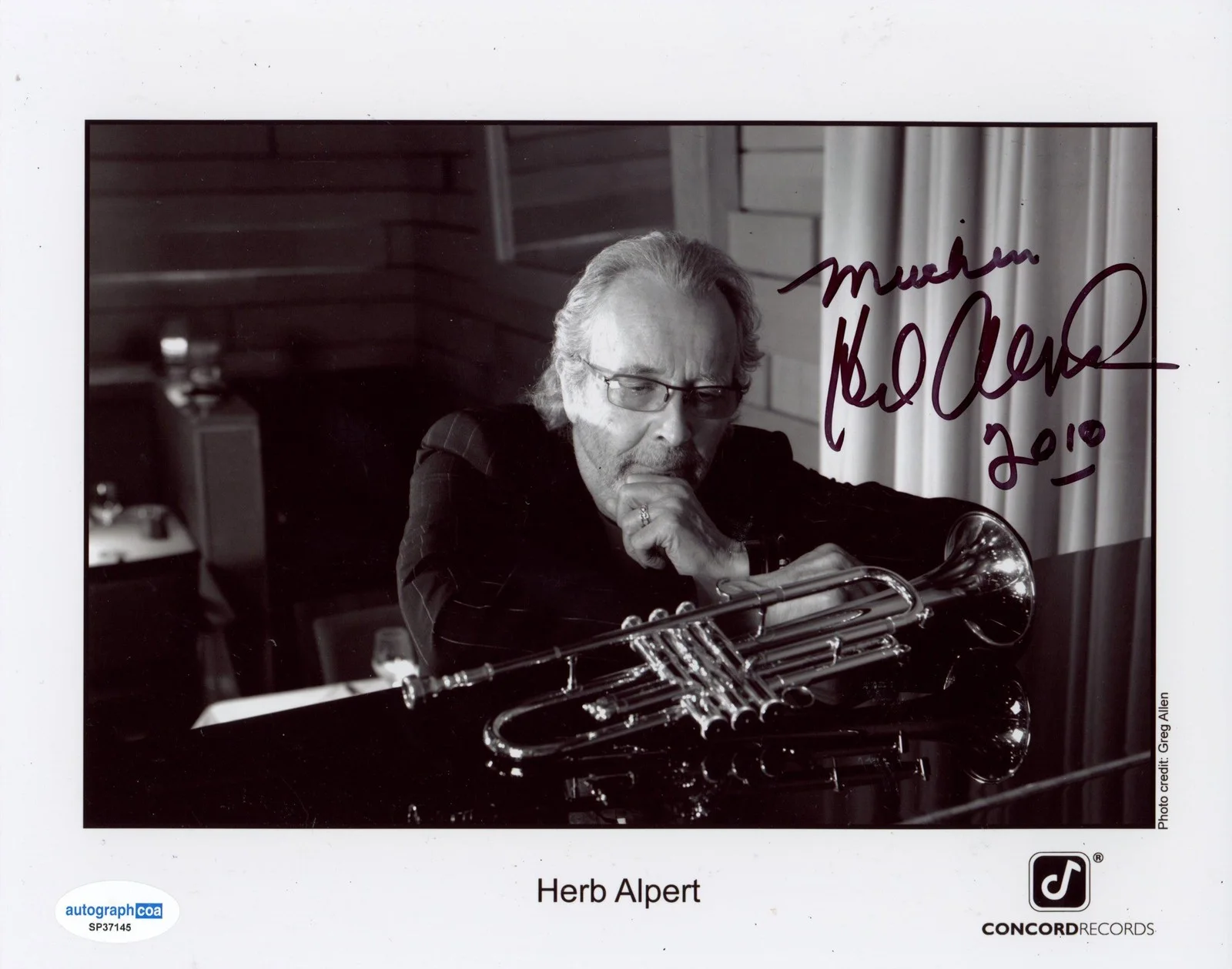 Herb Alpert — Herb Alpert "Tijuana Brass" Trumpeter AUTOGRAPH Signed 8x10 Photo B ACOA, изображение 2