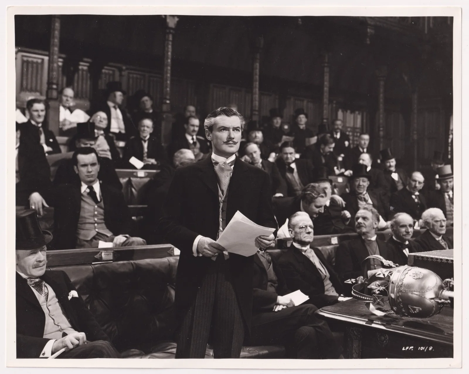 An Ideal Husband Photo Hugh Williams Parliament Scene 1947 London Film Still, изображение 2
