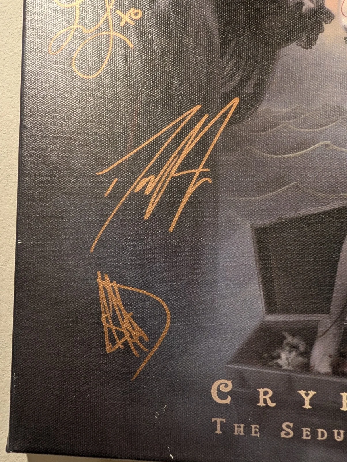 CRADLE OF FILTH CRYPTORIANA THE SEDUCTIVENESS OF DECAY AUTOGRAPHED CANVAS, изображение 3