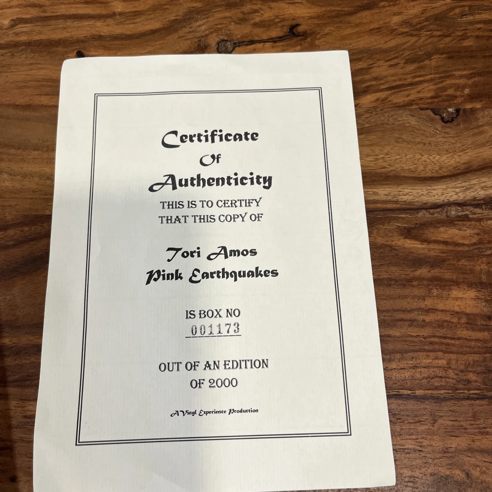 PINK EARTHQUAKES: TORI AMOS- Book, CD, Post Cards- Certificate Of Authenticity, изображение 3