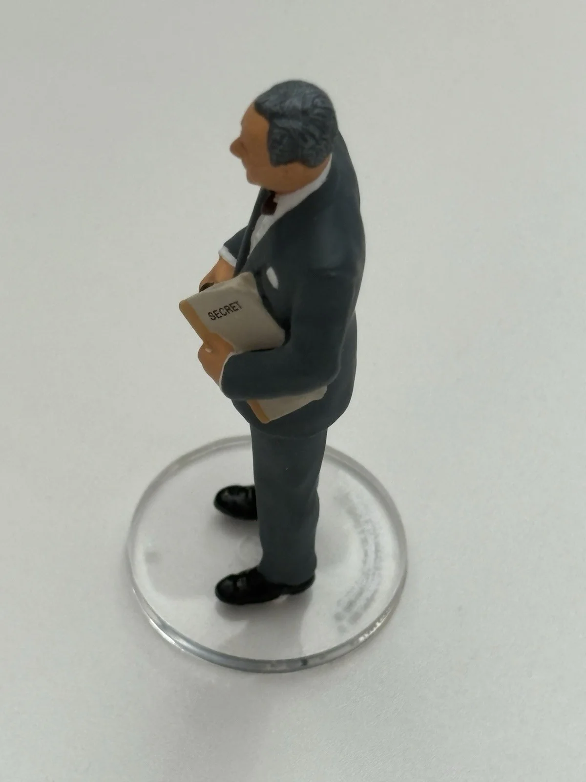 JAMES BOND 007 Corgi ICON figure Boxed- M - Bernard Lee, image 3