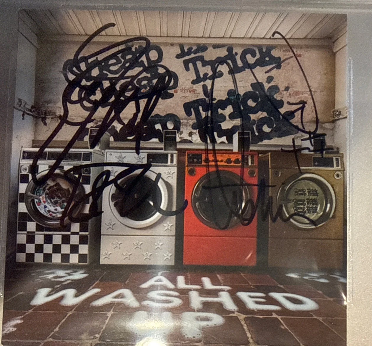 Cheap Trick - Band SIGNED CD Insert “All Washed Up” - Beckett BAS Encased Slab, image 2