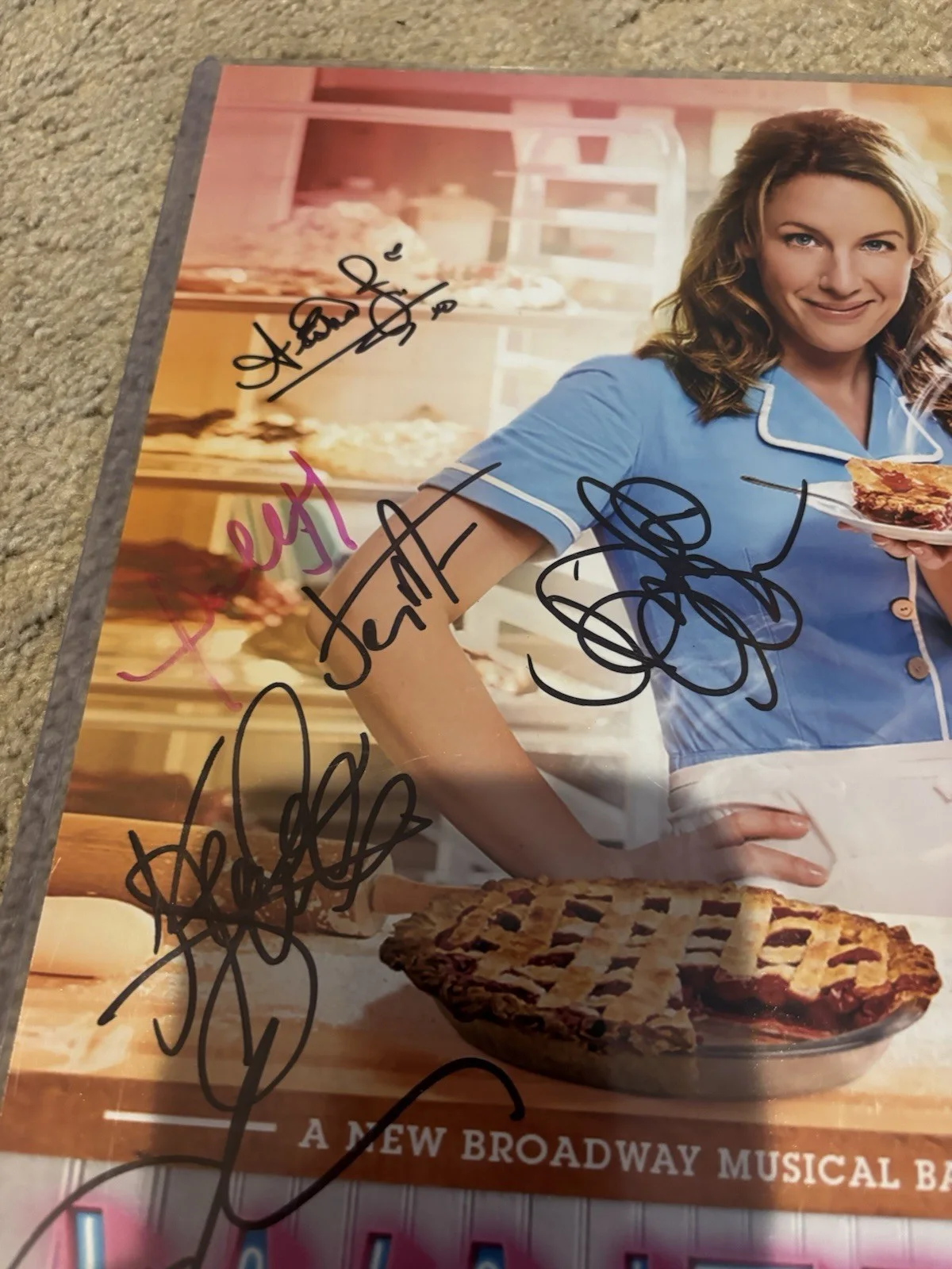 Waitress - Jessie Mueller -Broadway SIGNED CAST COLOR PHOTO 11X14? COA, изображение 4