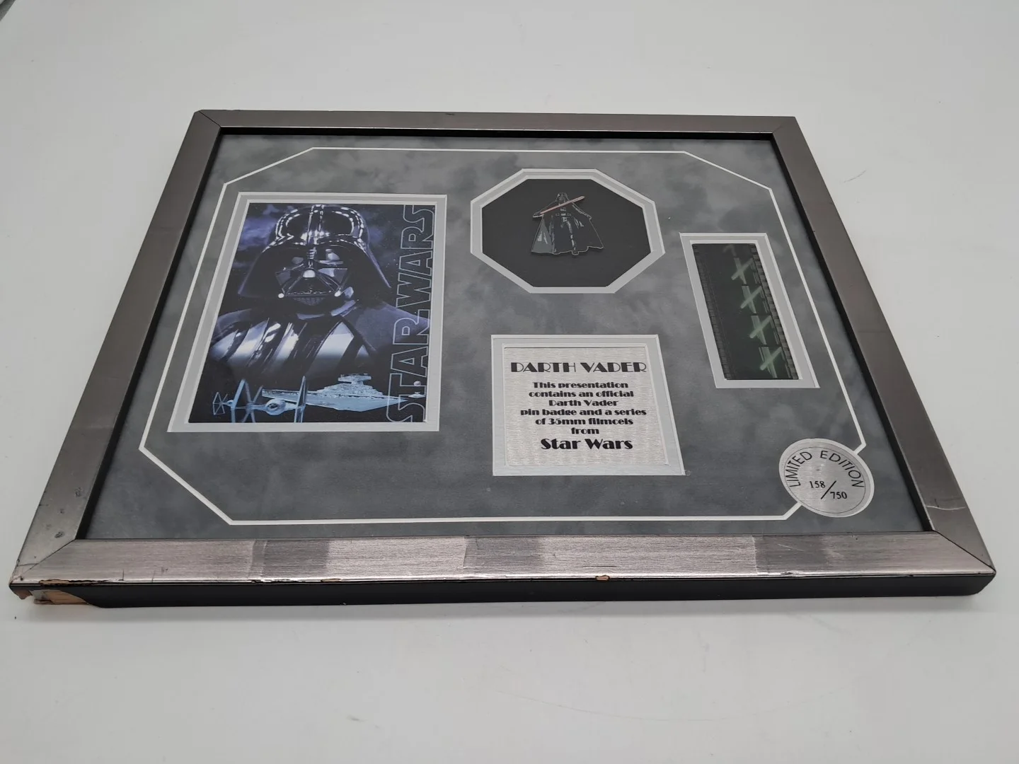 Darth Vader Presentation Badge 35mm Film Cell 158/750 Limited Edition, image 2
