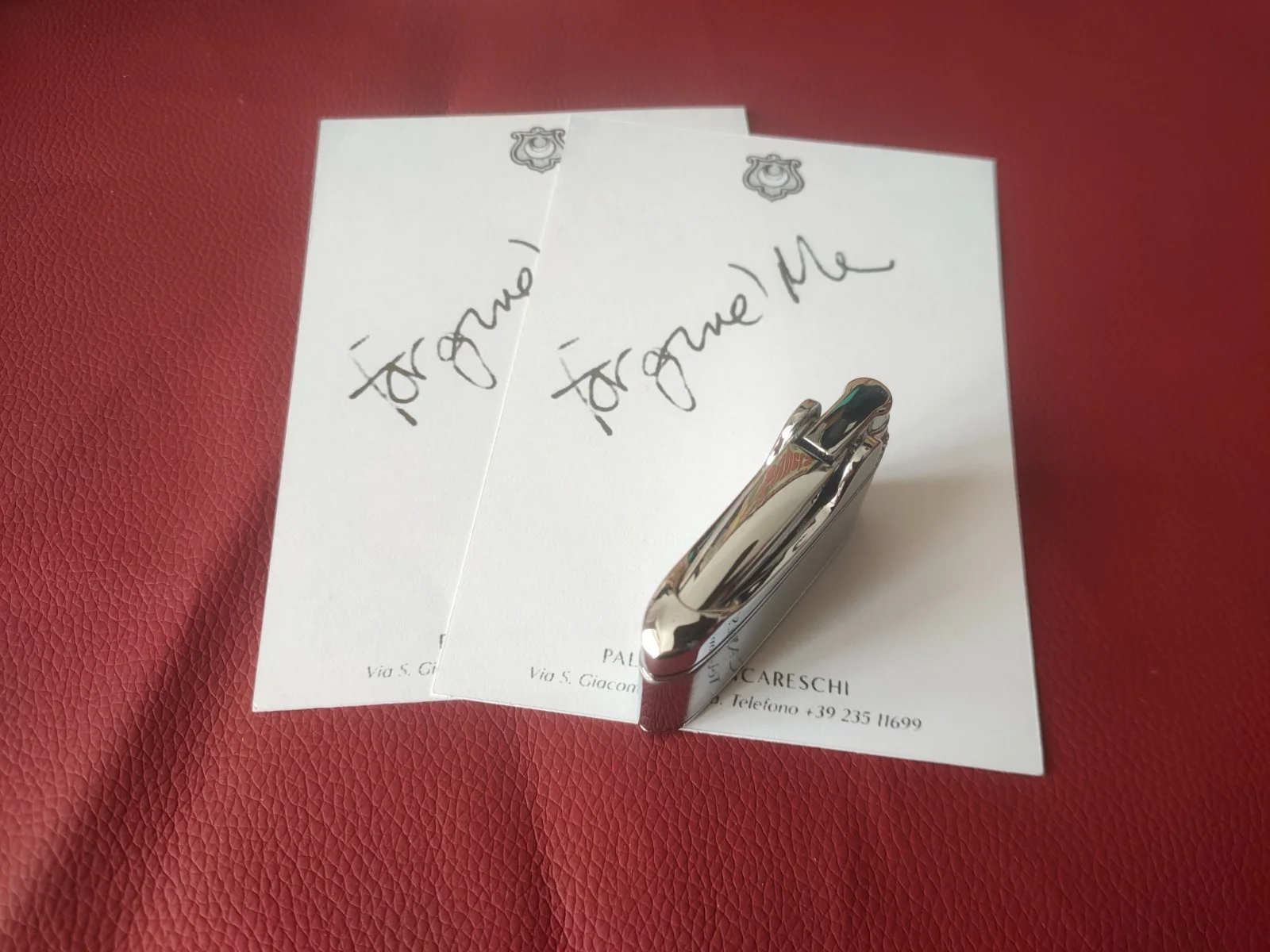 PROP - James Bond - No time to Die LIGHTER hand writtennnotes x2, image 2