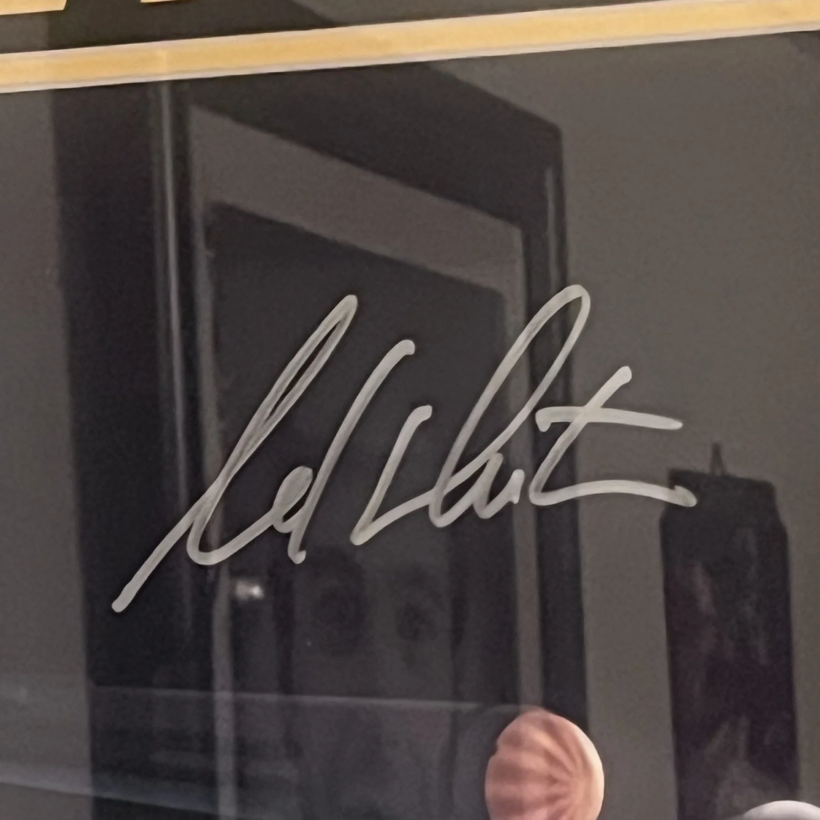 WILLIAM SHATNER — WILLIAM SHATNER SIGNED 16X20 FRAMED METALLIC PHOTO STAR TREK CAPTAIN KIRK JSA, image 3
