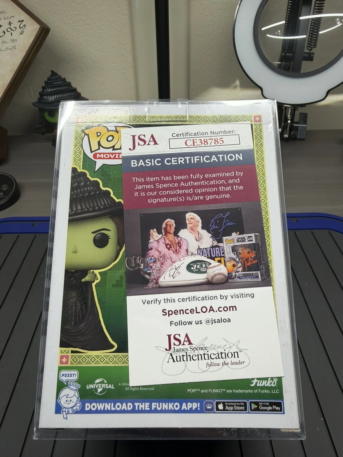 CYNTHIA ERIVO — CYNTHIA ERIVO SIGNED ELPHABA POP FUNKO FIGURE WICKED MOVIE JSA COA, изображение 3