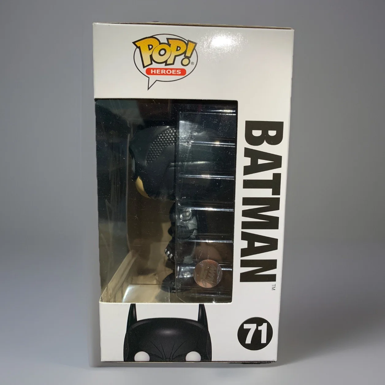 Christian Bale — Christian Bale Signed "Batman: Arkham Knight" #71 Batman Funko Pop with AWM COA, изображение 2