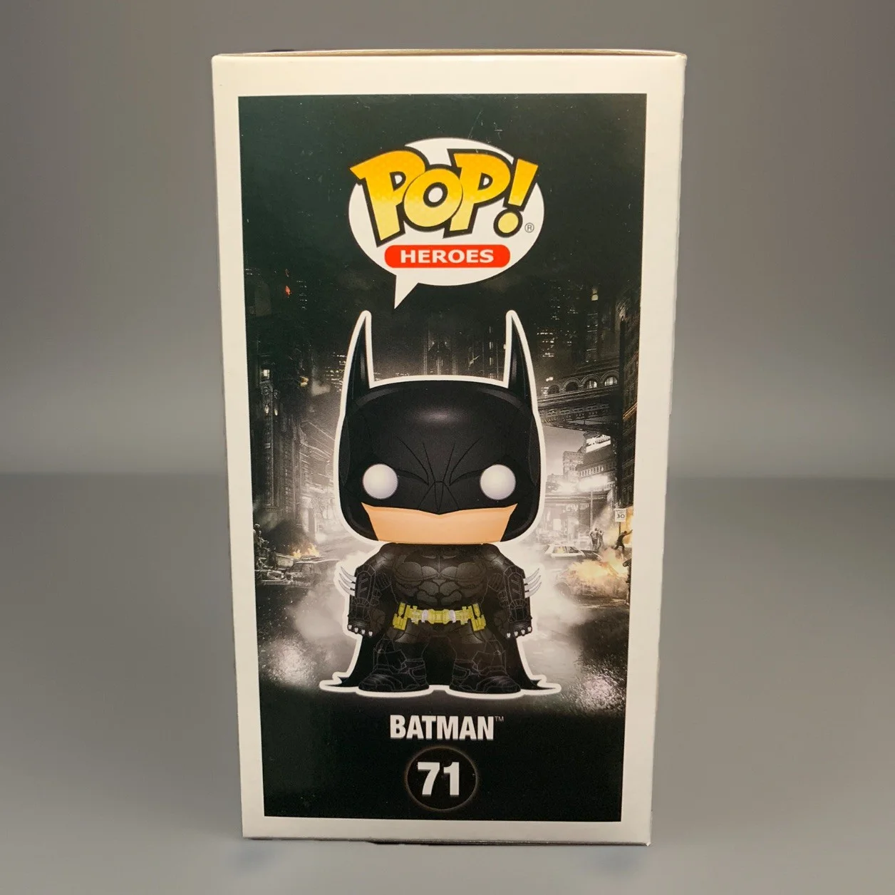 Christian Bale — Christian Bale Signed "Batman: Arkham Knight" #71 Batman Funko Pop with AWM COA, изображение 4