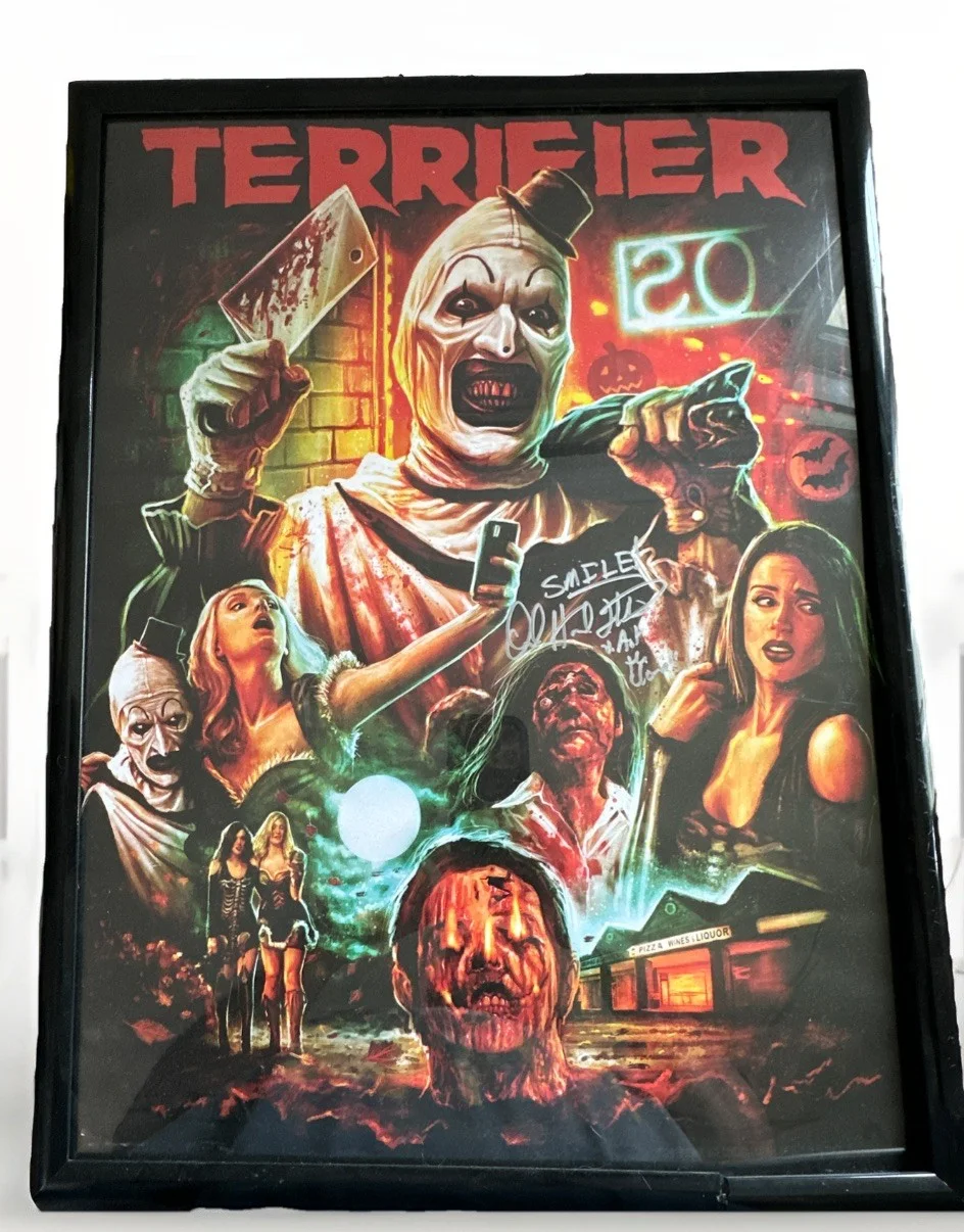 David Howard Thorton — OFFICIAL Terrifier Poster 24X18 Signed by David Howard Thornton Poster Only EUC, image 3