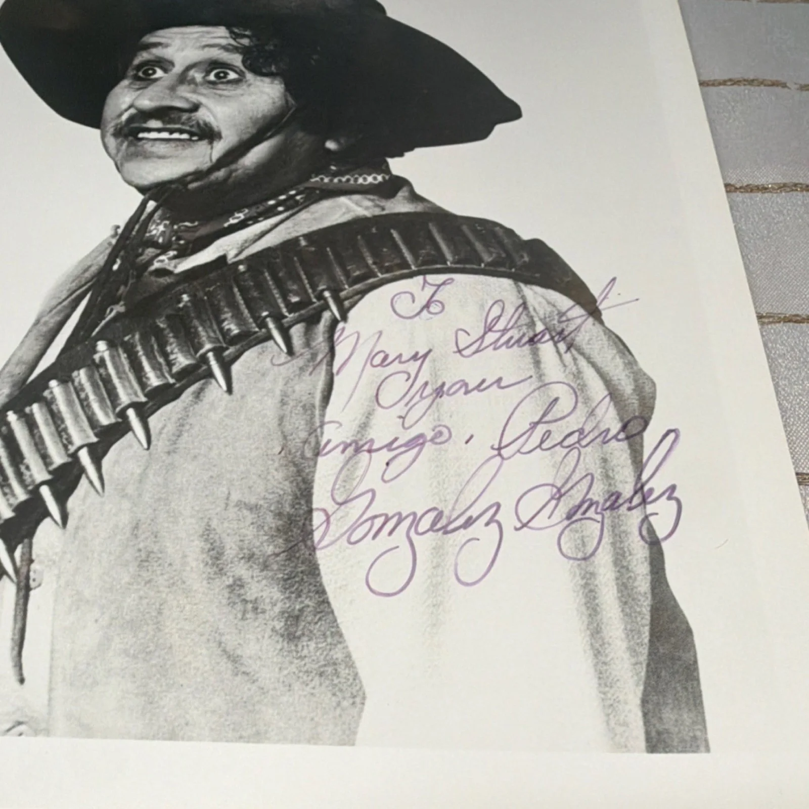 Pedro Gonzalez Gonzalez — Pedro Gonzalez Gonzalez Signed Vintage 8x10 Photo Rare, image 2
