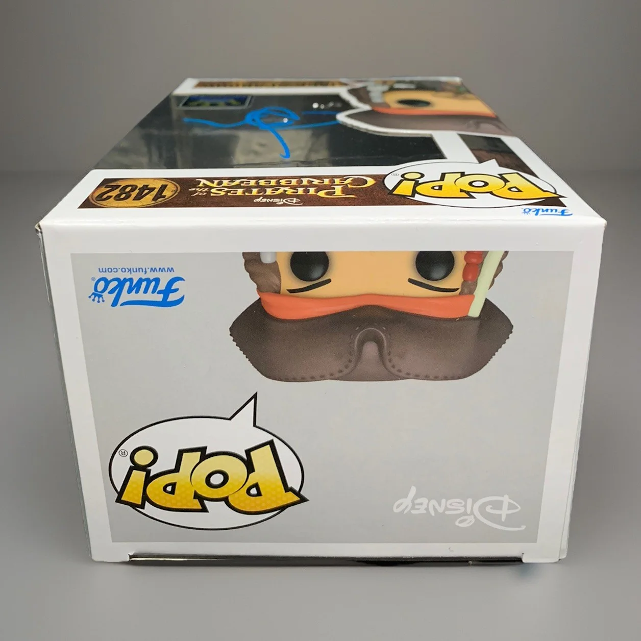 Johnny Depp — Johnny Depp Signed Autographed Jack Sparrow Funko Pop! Pirates of the Caribbean, изображение 5