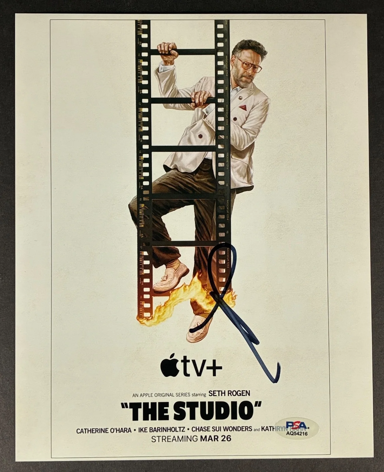 Seth Rogen — SETH ROGEN SIGNED 8x10 PHOTO PSA DNA AUTOGRAPH THE STUDIO AQ54216