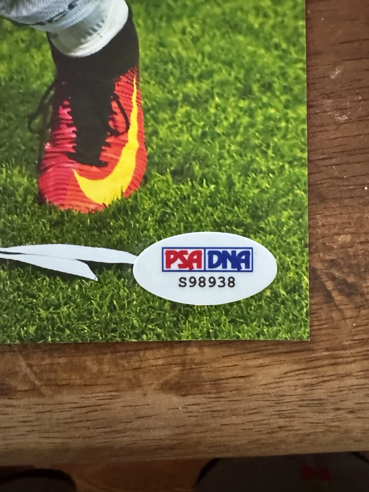 Cristiano Ronaldo Signed Autographed Photo PSA Authenticated PSA/DNA, image 3