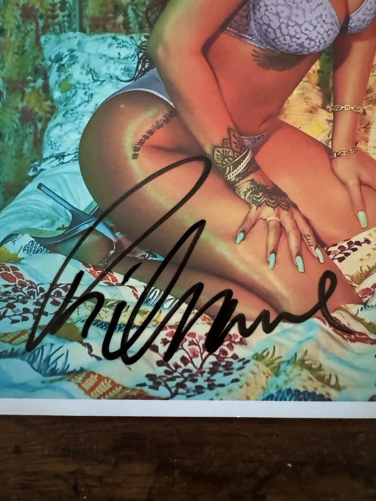 Rihanna Signed Autographed Photo PSA Authenticated PSA/DNA, image 2