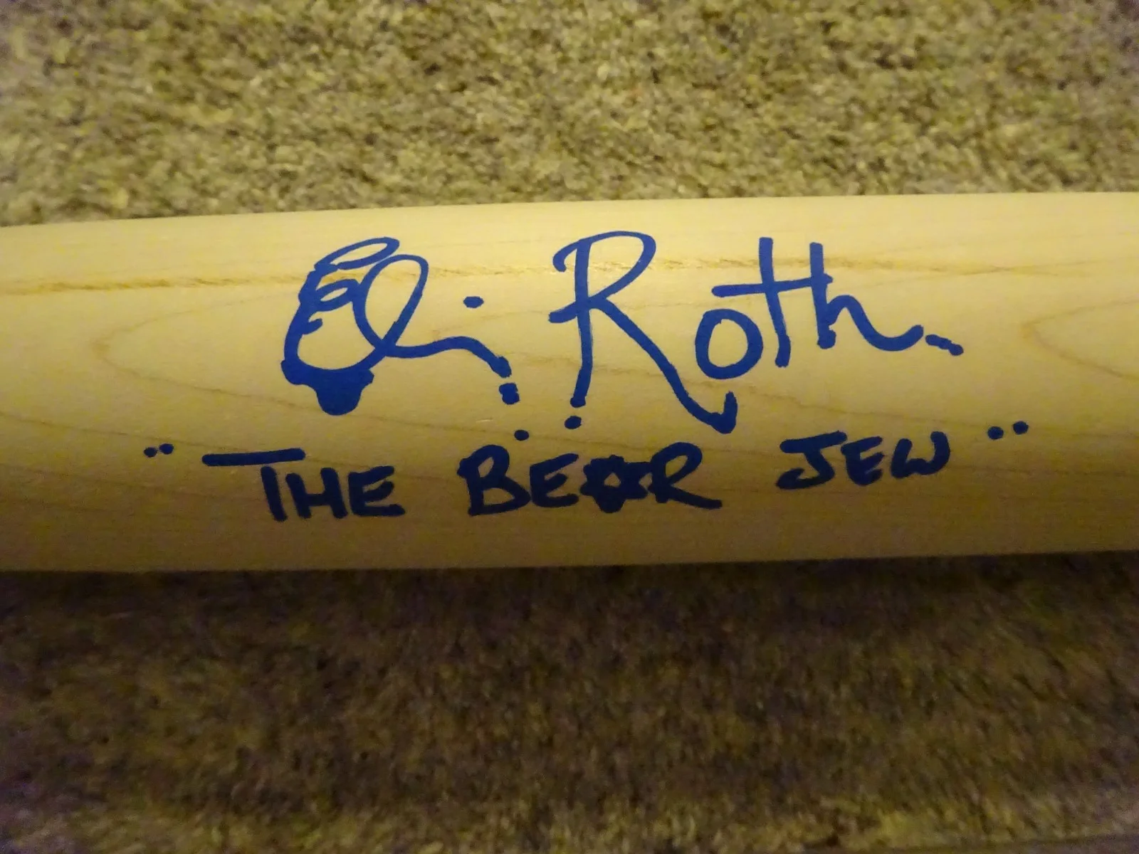 Eli Roth — Signed Eli Roth Autographed Inglourious Basterds Baseball Bat Beckett BAS COA, image 4