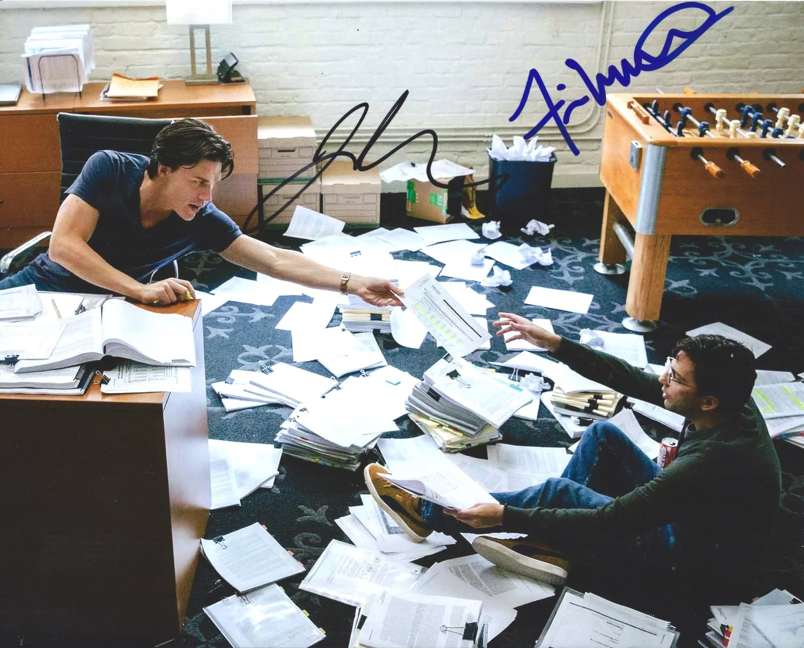 John Magaro & Finn Wittrock — John Magaro & Finn Wittrock signed The Big Short 8x10 photo - In Person Proof