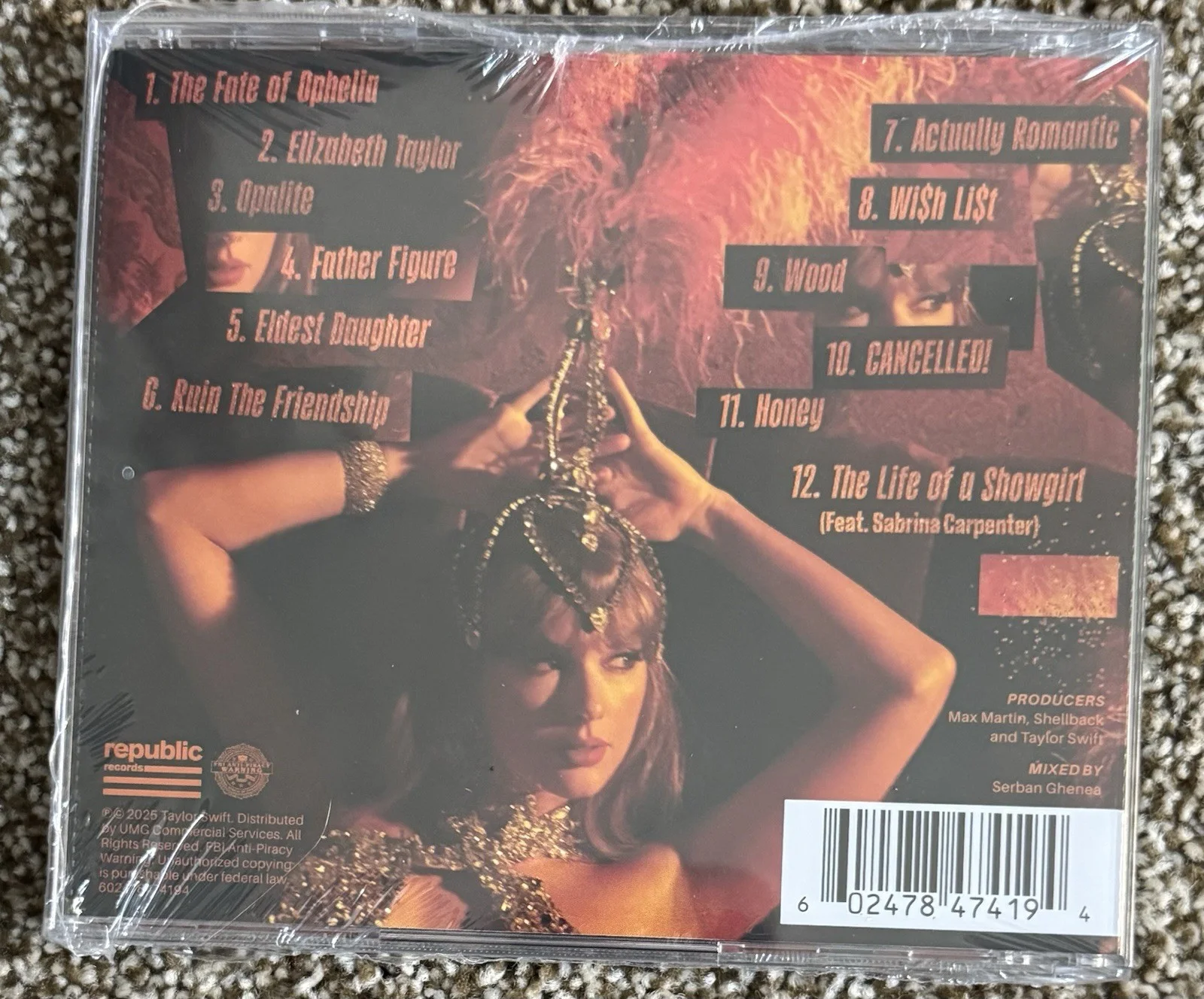 Taylor Swift 'The Life of a Showgirl' CD with Hand-Signed Photo 4 Sealed, изображение 2
