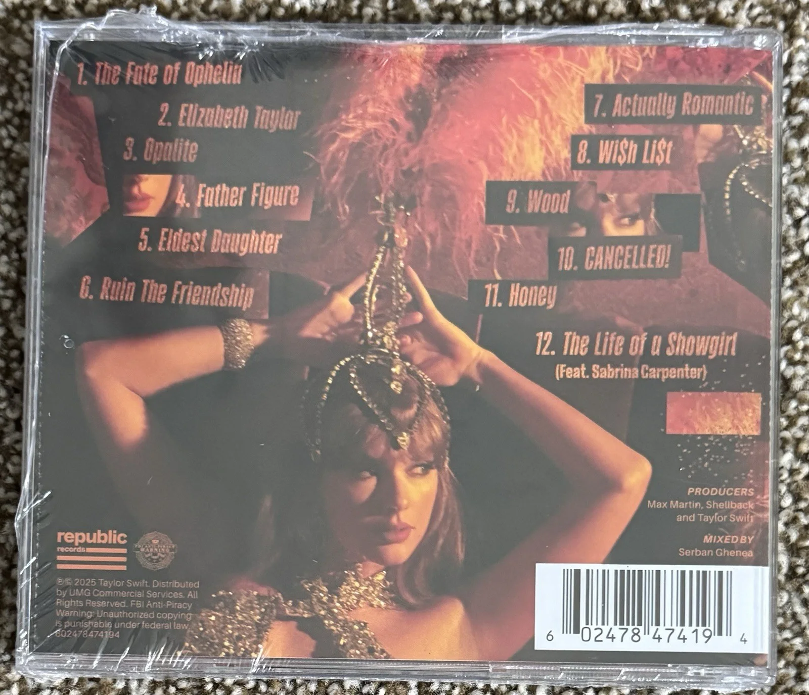 Taylor Swift 'The Life of a Showgirl' CD with Hand-Signed Photo 4 Sealed, изображение 2