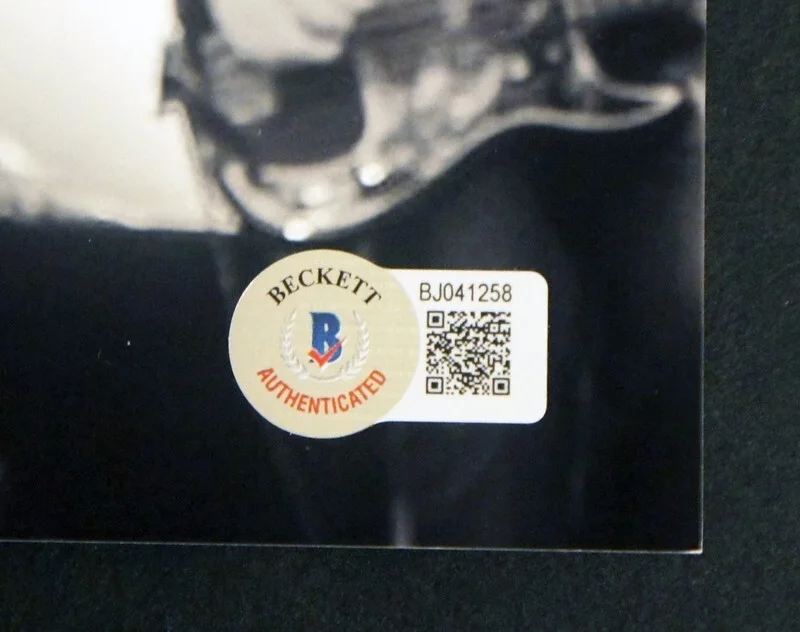 Joe Walsh SIGNED & BECKETT CERTIFIED 8x10 Photo (Eagles, Hotel California), изображение 3