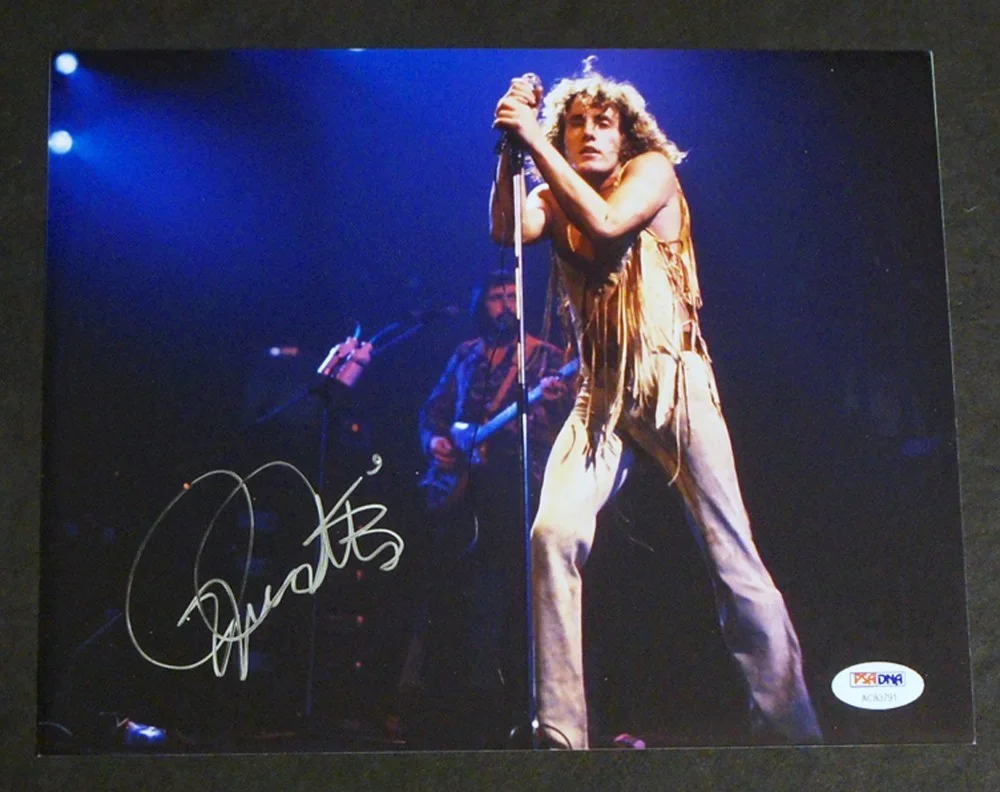 **PSA/DNA** ROGER DALTREY SIGNED 8x10 The Who Color Concert Photo!, image 3