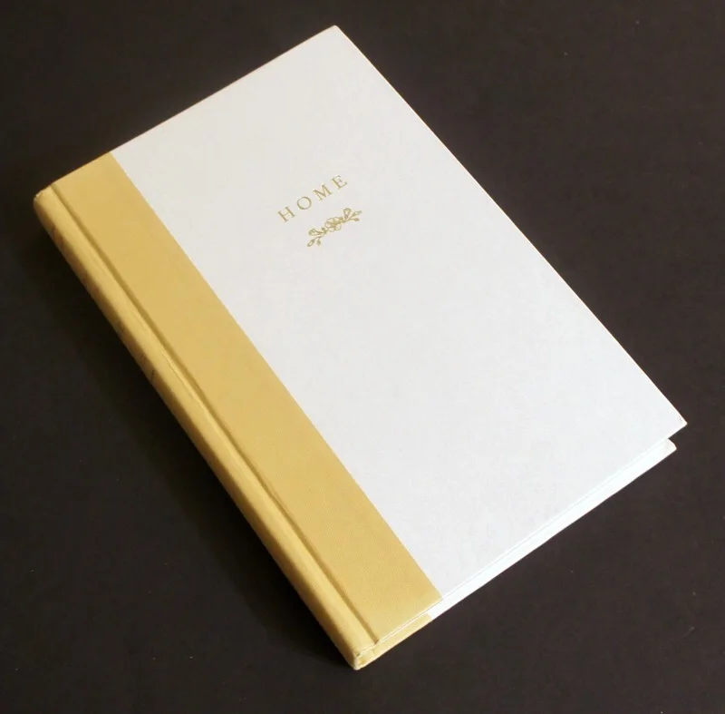 Julie Andrews — JULIE ANDREWS SIGNED Autobiography - Home: A Memoir - 1st/1st with JSA sticker!, image 4