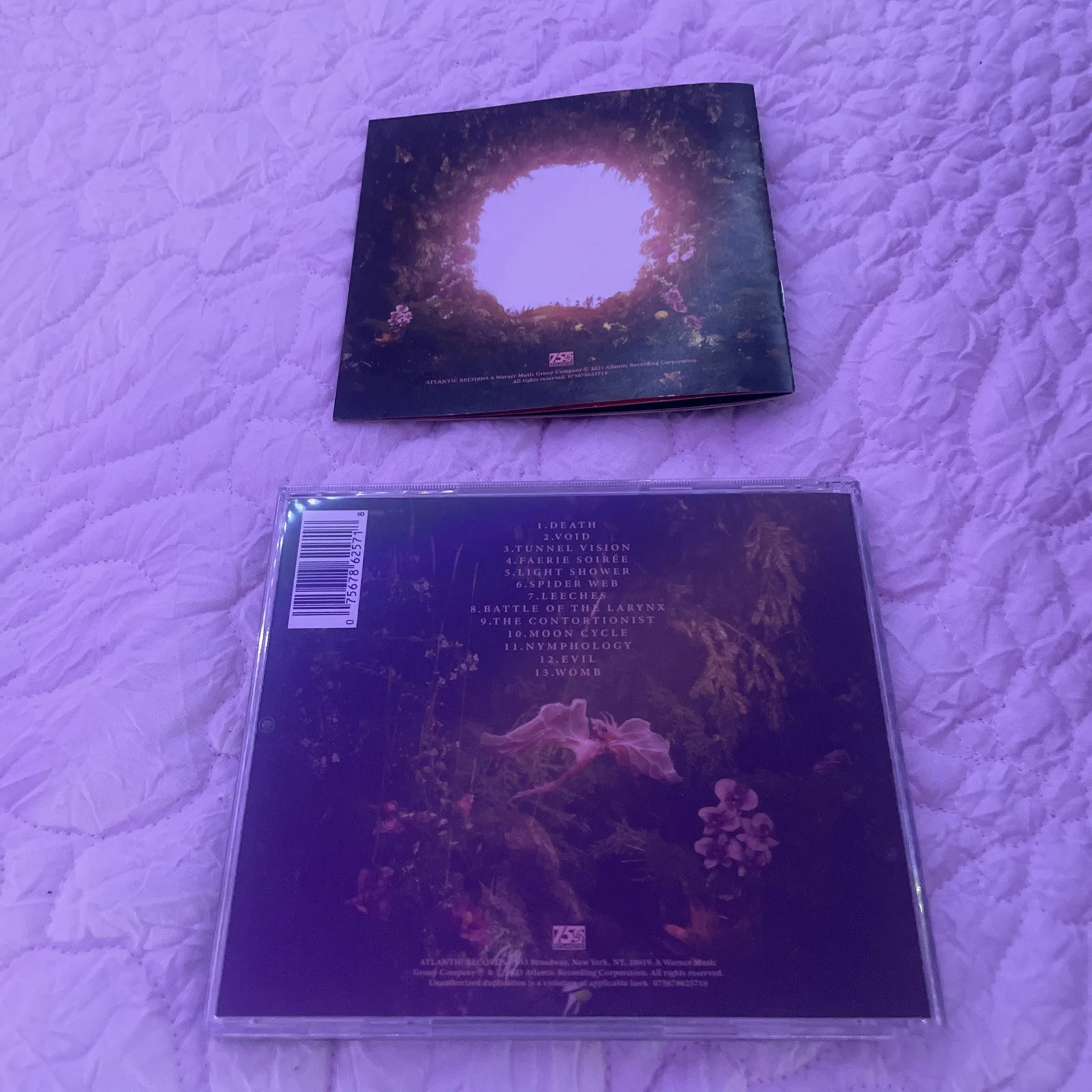 Melanie Martinez Portals Box Set with Signed Postcard and CD Unsealed, image 4