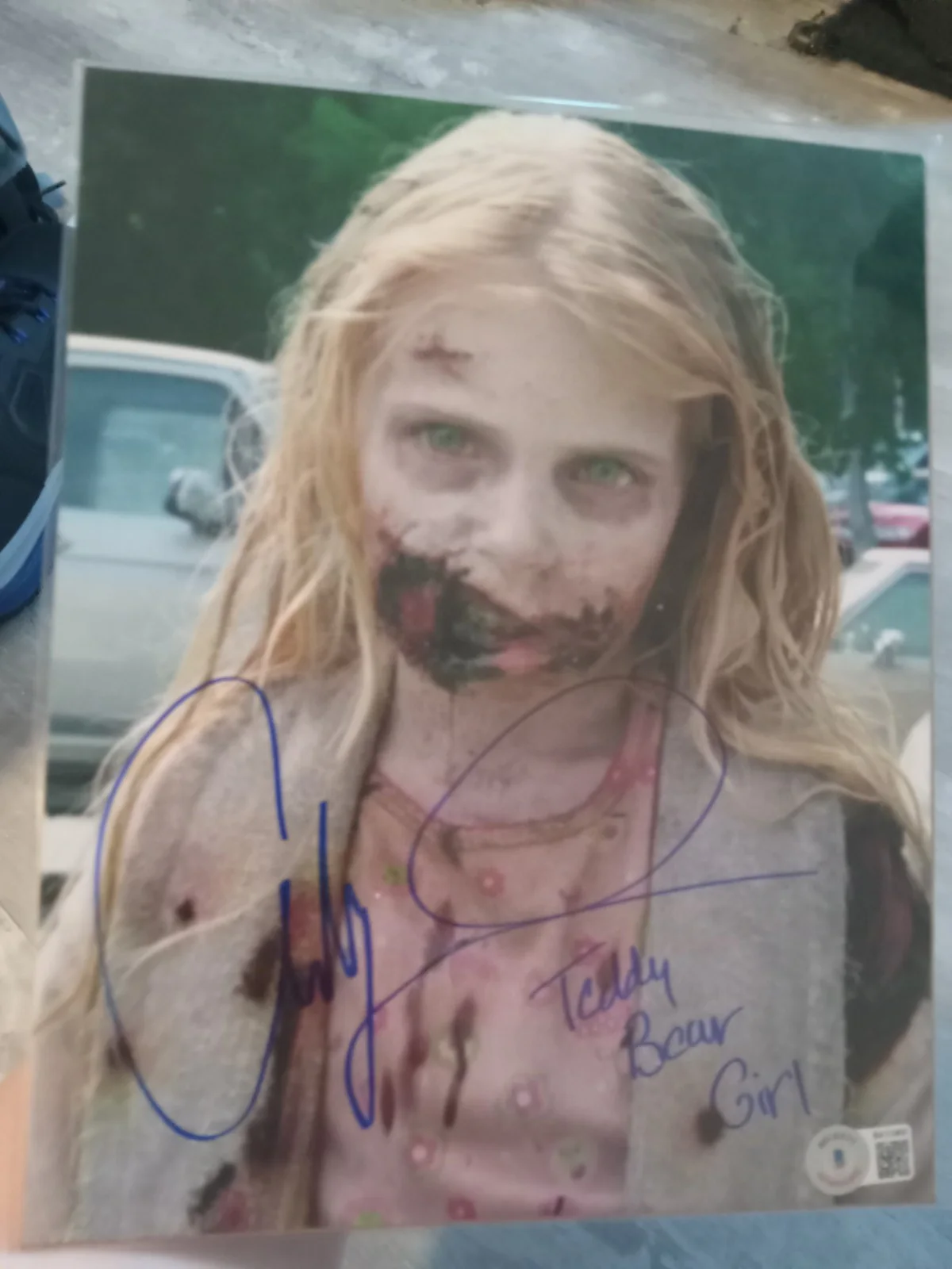 Addy Miller — Addy Miller The Walking Dead "Teddy Bear Girl" Signed 8x10 Photo 5 JSA WPP