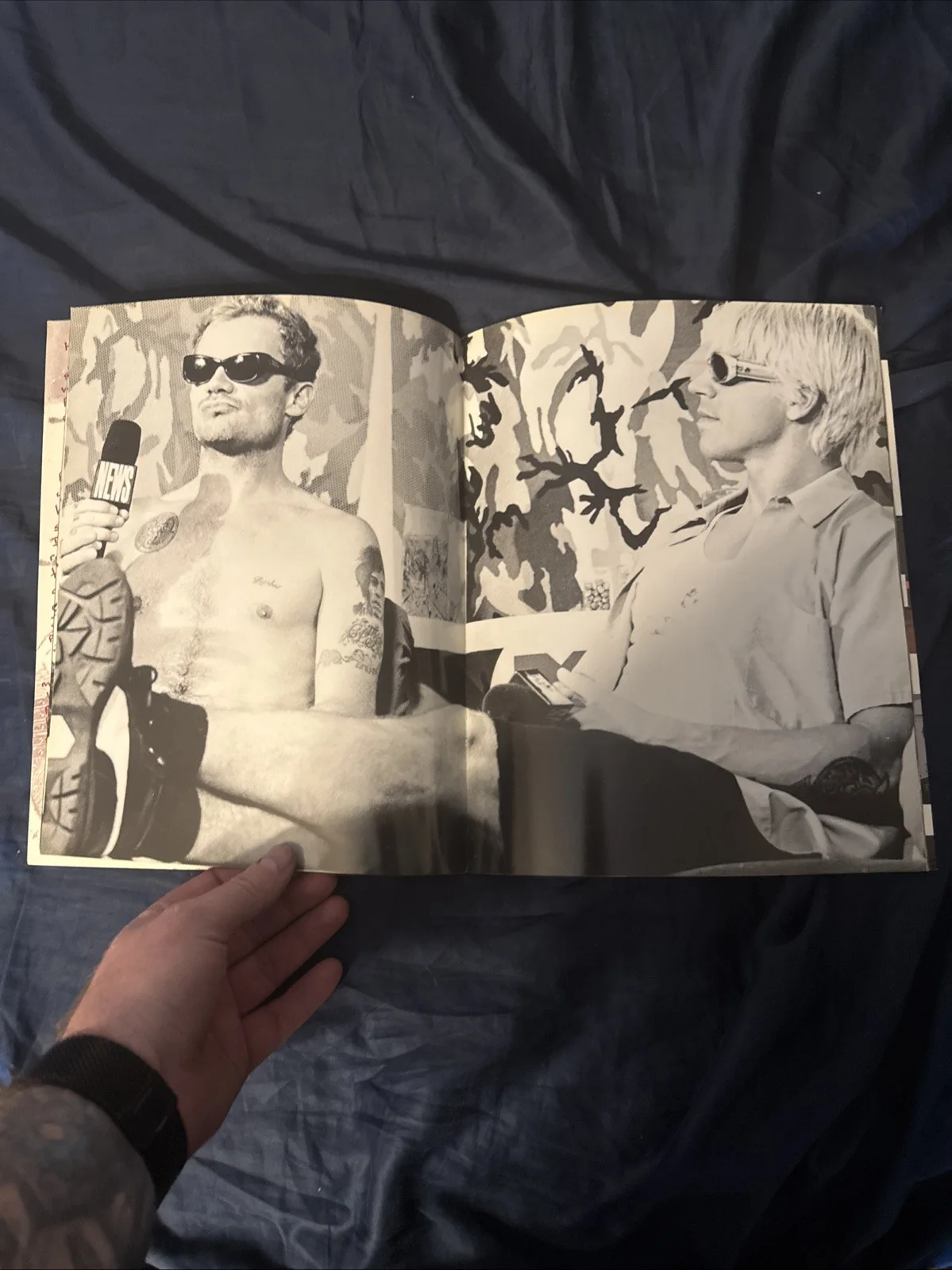 RED HOT CHILI PEPPERS-Full Band Signed CALIFORNICATION Concert Program, изображение 4