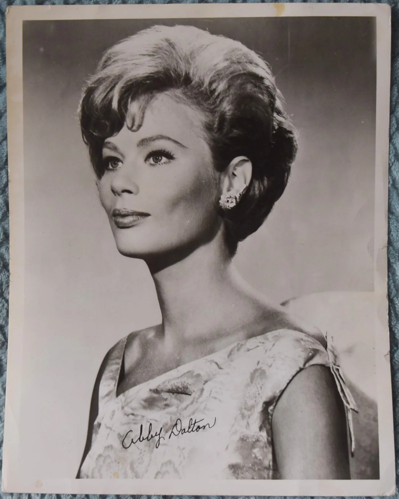 Abby Dalton Hand Signed Card, image 4