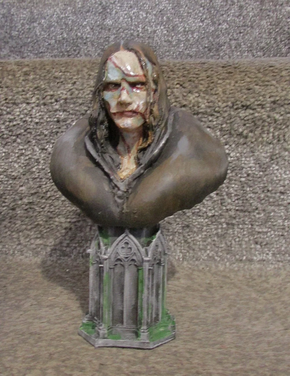 GUILLERMO DELTORO'S FRANKENSTEIN MONSTER 1/4 BUST/ STATUE FINISHED, image 5
