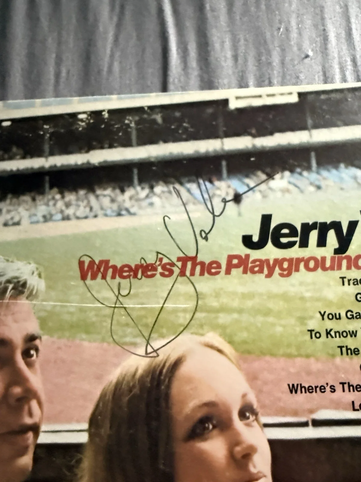 Jerry Vale Signed Vinyl LP Where's The Playground Susie? 1969 Yankee Stadium, image 2