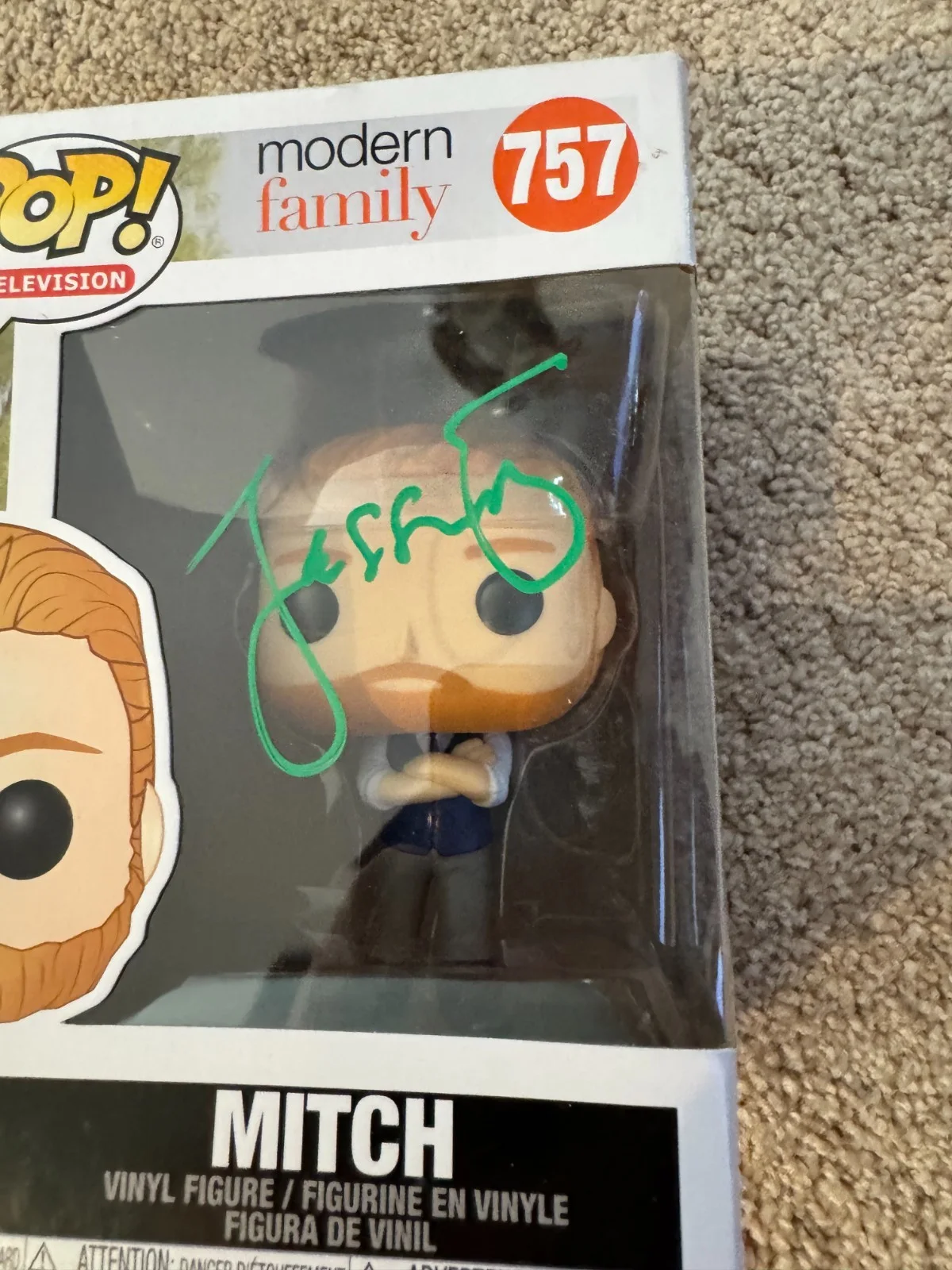 Jesse Tyler Ferguson Signed Mitch Modern Family Funko Pop Autograph 757, image 4
