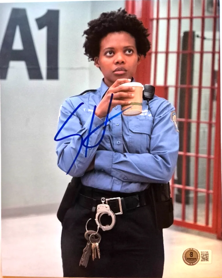 Susan Heyward — SUSAN HEYWARD SIGNED AUTOGRAPHED 8X10 PHOTO ORANGE IS THE NEW BLACK RARE BAS COA