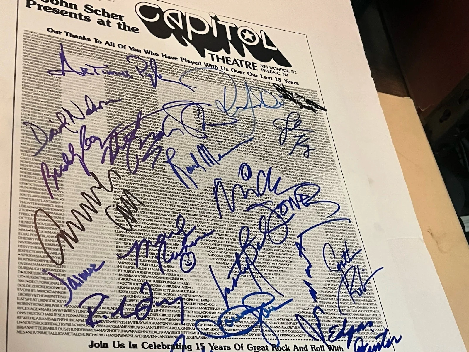 Capitol Theater NJ Signed 16X20 Dio Shaw Meisner Jones Kay Ramone Pyle James +14, изображение 3